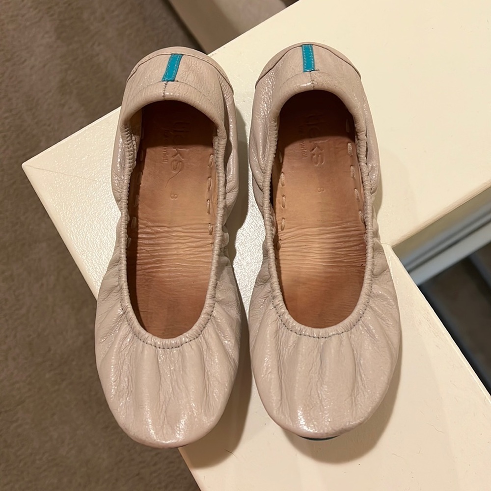 Feather Grey Tieks